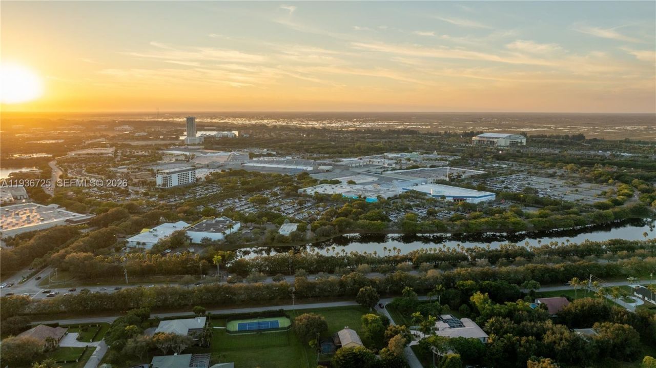 3880 NW 121st Ave, Sunrise, FL 33323 Photo