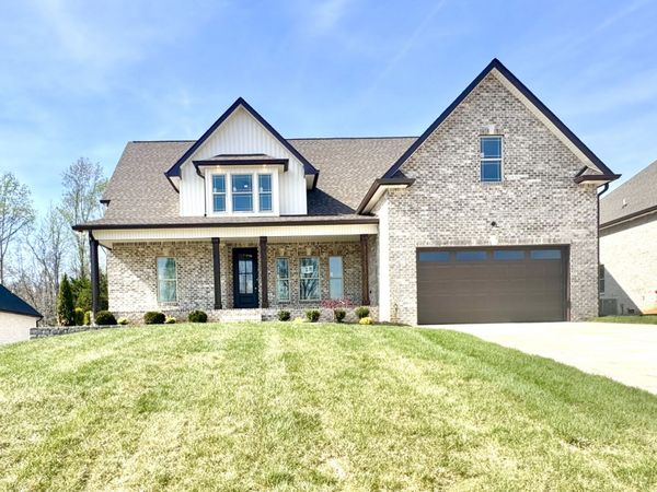 406 Young Ln, Pleasant View, TN 37146