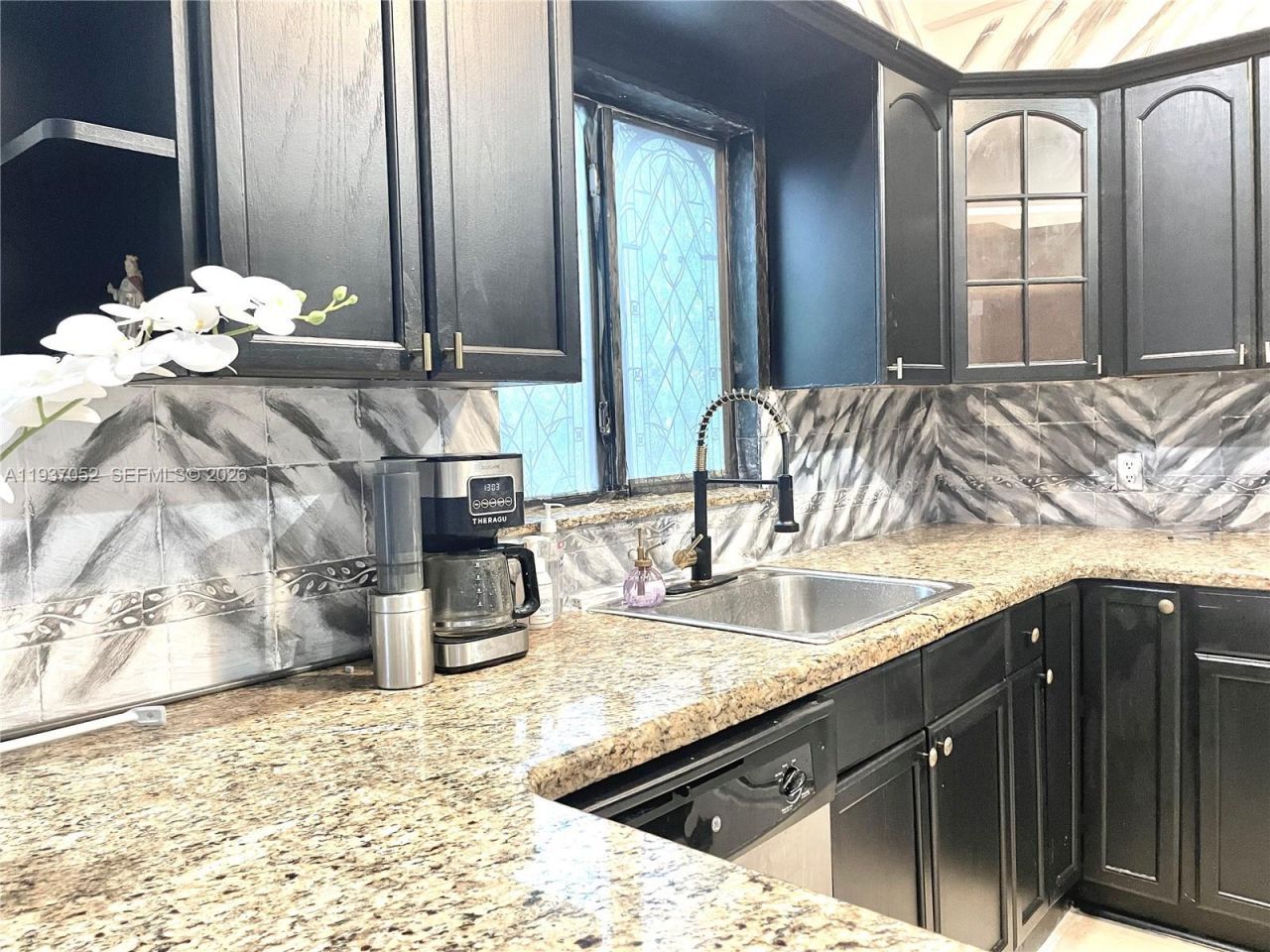 1102 NW 26th St, Unit 1102, Miami, FL 33127 Photo