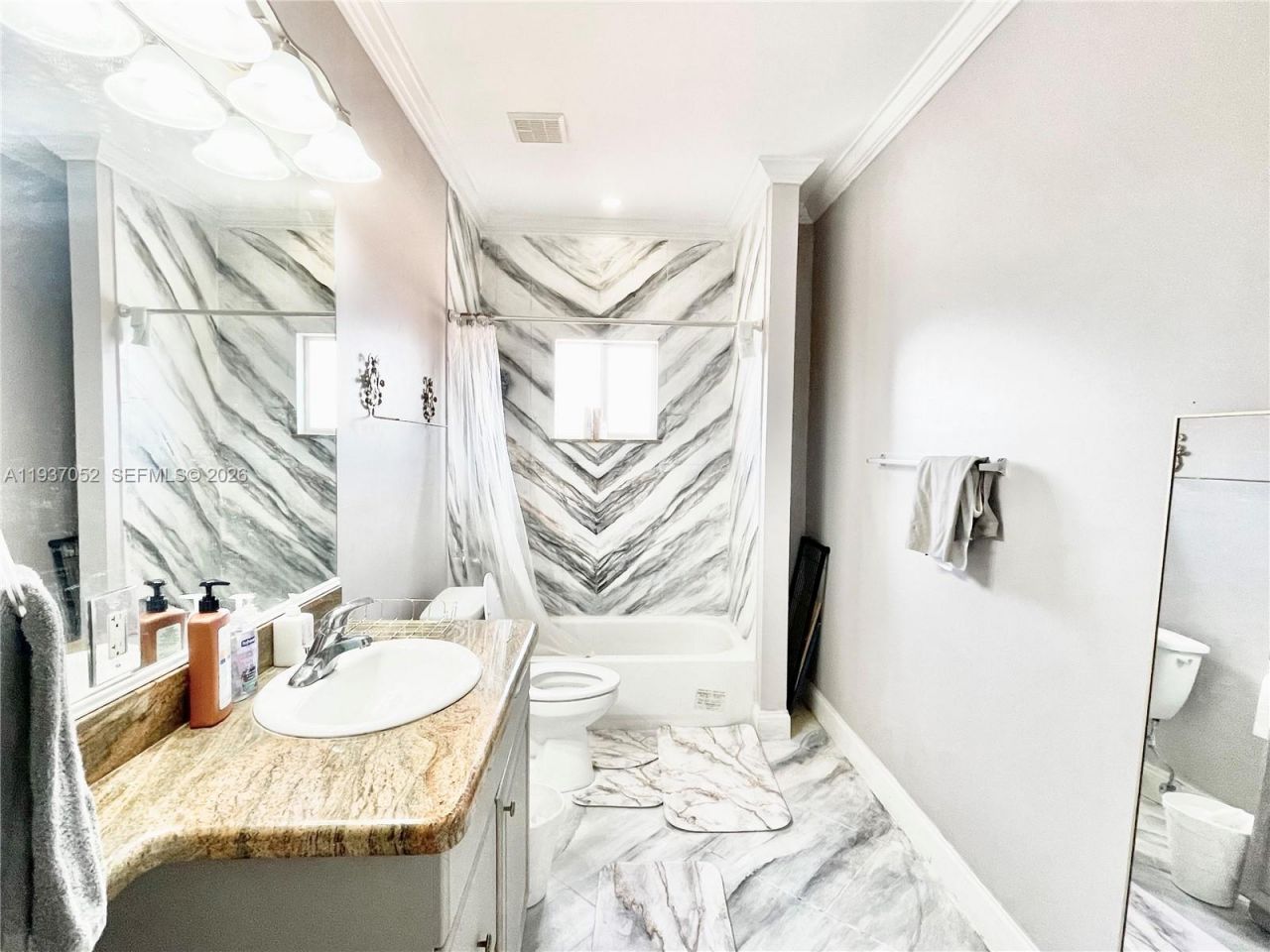 1102 NW 26th St, Unit 1102, Miami, FL 33127 Photo