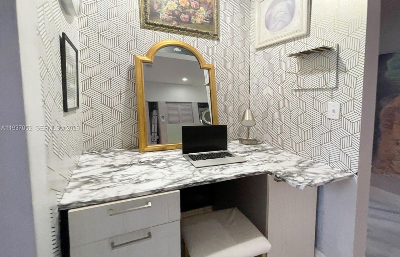 1102 NW 26th St, Unit 1102, Miami, FL 33127 Photo