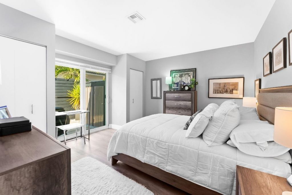 1200 NE 17th Court, Unit 3, Fort Lauderdale, FL 33305 Photo