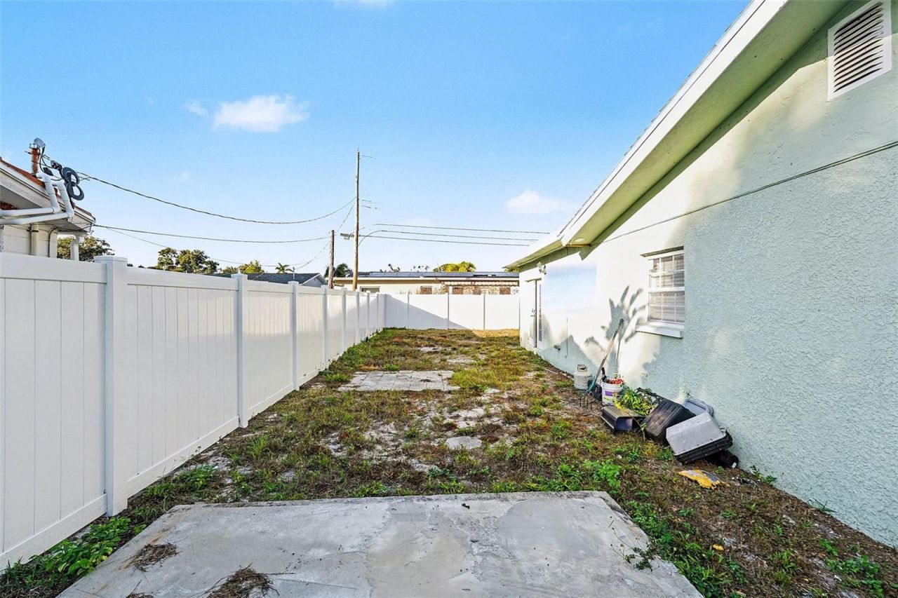 1665 Pinellas Point Drive S, Saint Petersburg, FL 33712 Photo