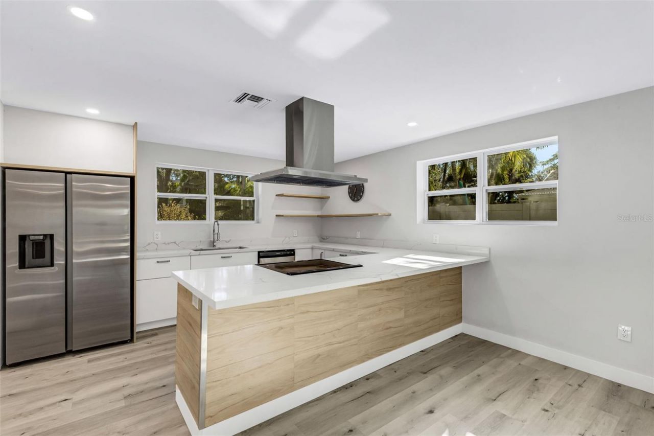 218 32nd Street W, Bradenton, FL 34205 Photo