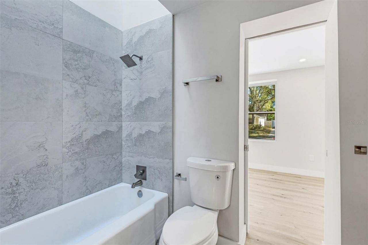 218 32nd Street W, Bradenton, FL 34205 Photo