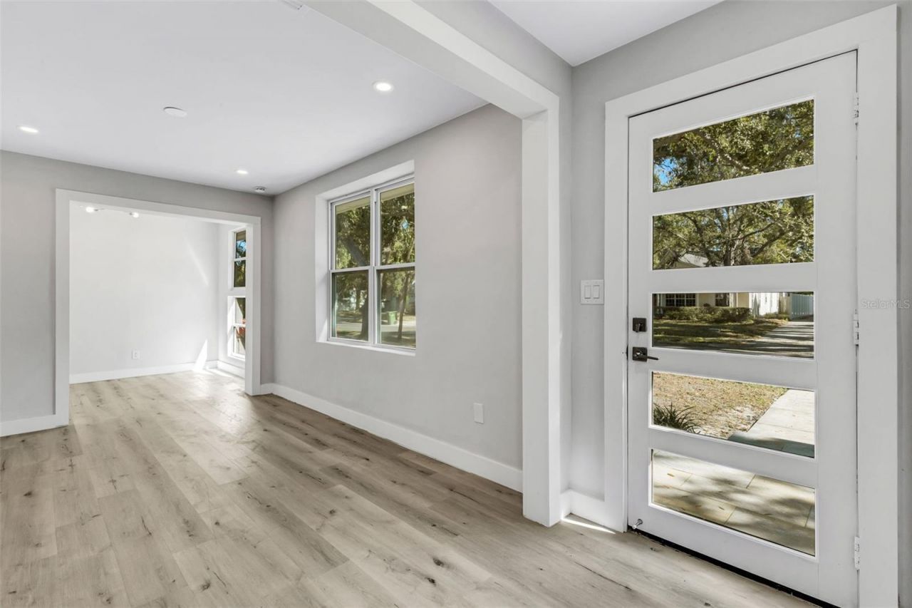 218 32nd Street W, Bradenton, FL 34205 Photo