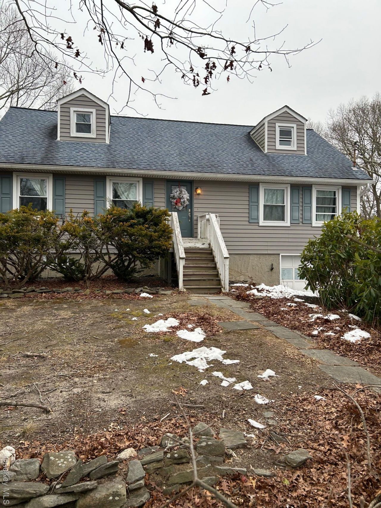 572 Puritan Drive, Shirley, NY 11967 Main Photo