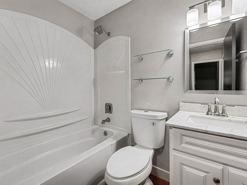 1490 Demorest Road, Columbus, OH 43228 Photo 19