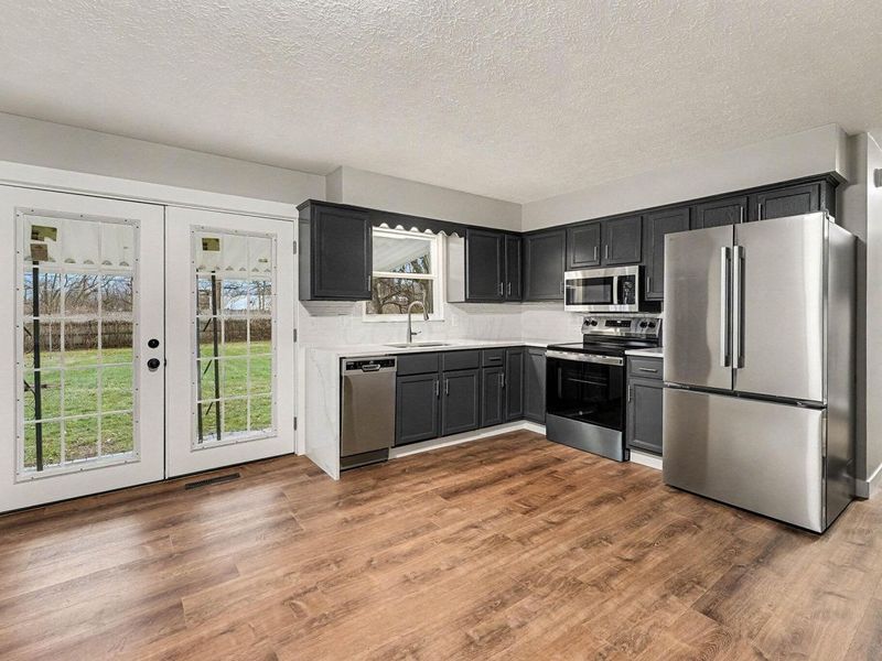 1490 Demorest Road, Columbus, OH 43228 Photo 4