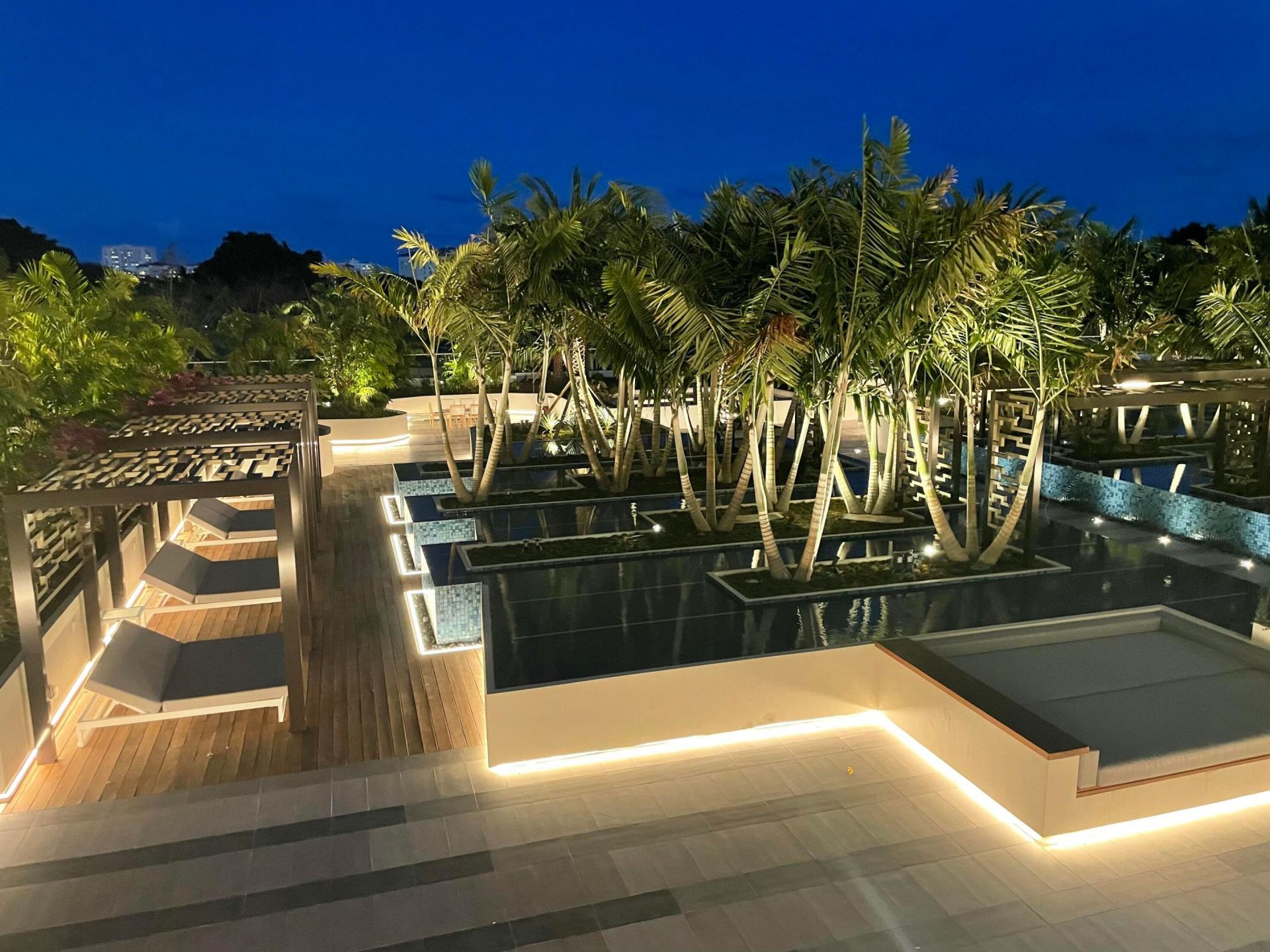 200 SE Mizner Boulevard, Unit 216, Boca Raton, FL 33432 Photo