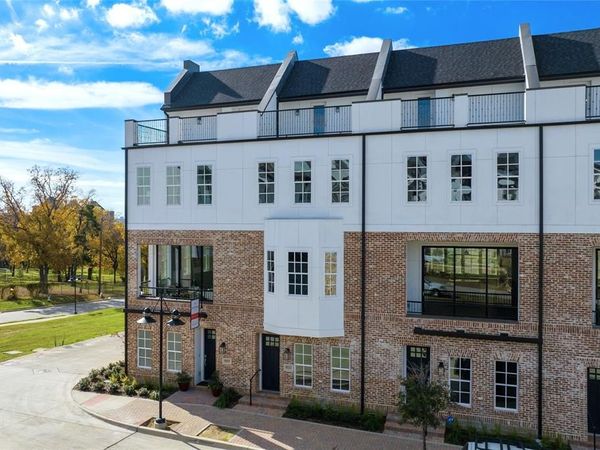 4613 Greenborough Lane, Dallas, TX 75219