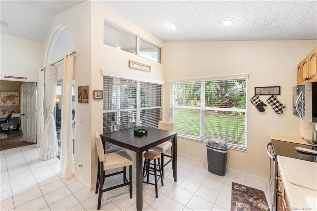 2033 SW Olympic Club Terrace, Palm City, FL 34990 Photo