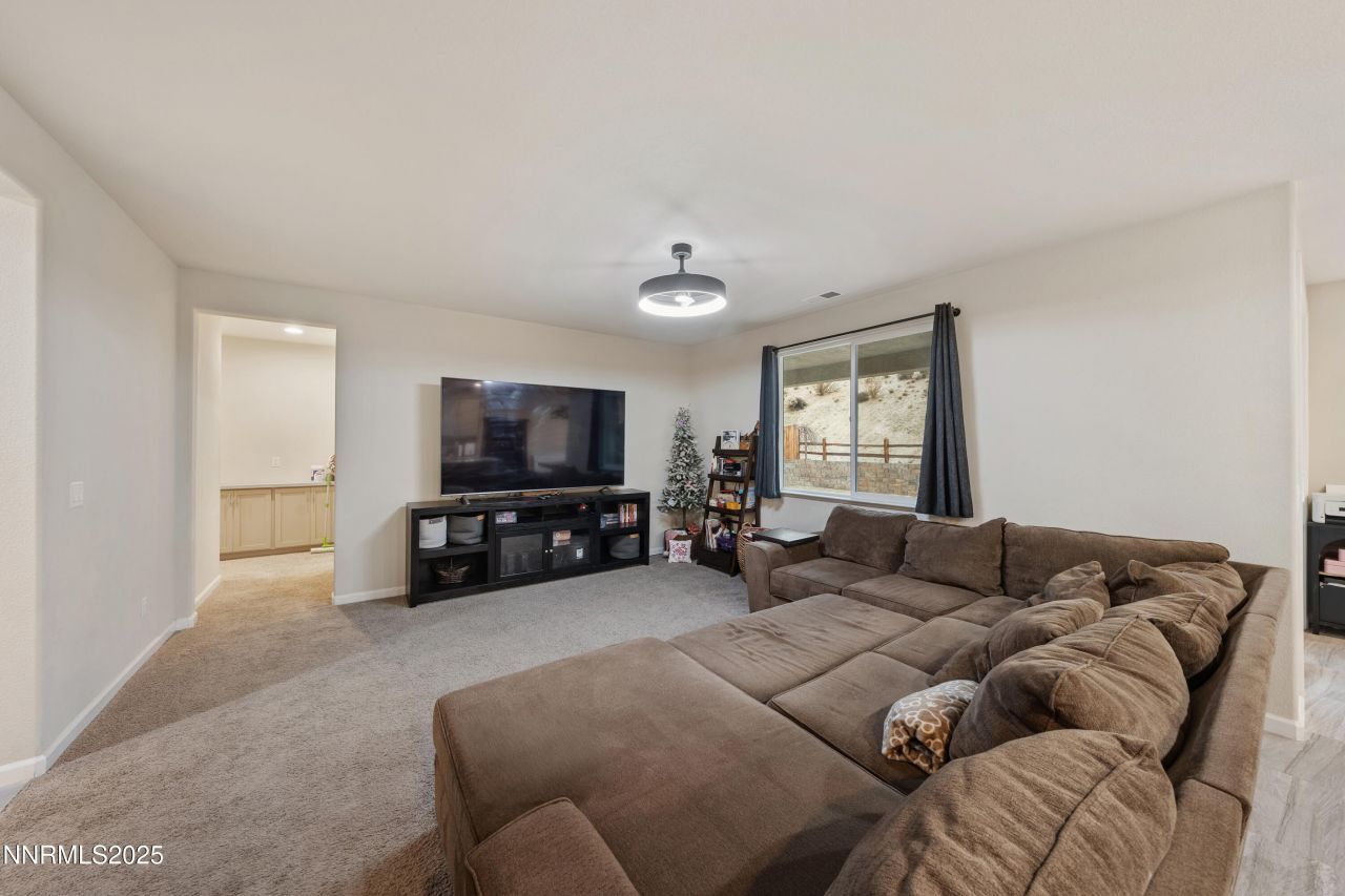864 Tourmaline Drive, Carson City, NV 89705 Photo