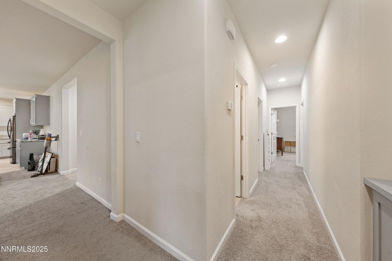 864 Tourmaline Drive, Carson City, NV 89705 Photo