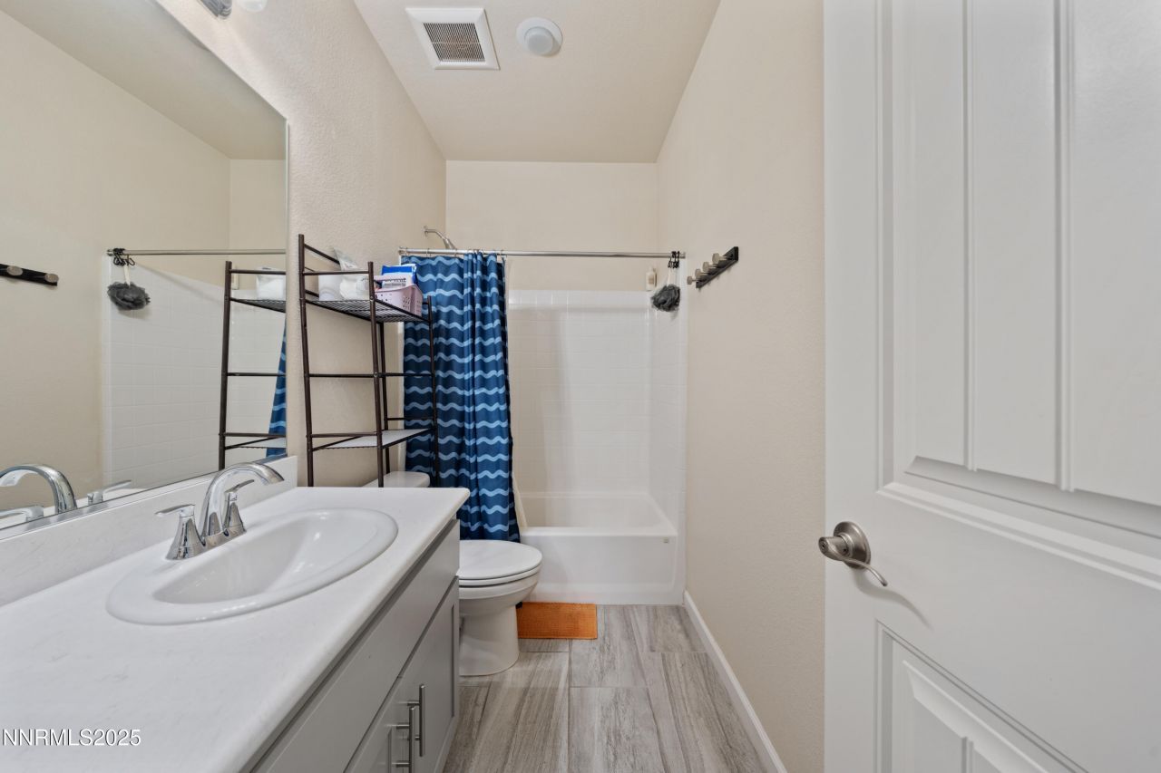 864 Tourmaline Drive, Carson City, NV 89705 Photo