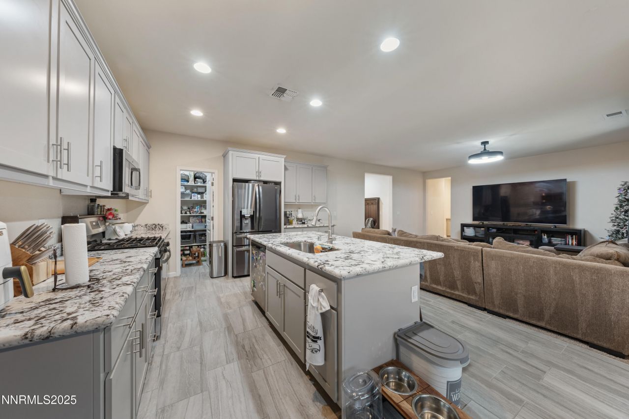 864 Tourmaline Drive, Carson City, NV 89705 Photo