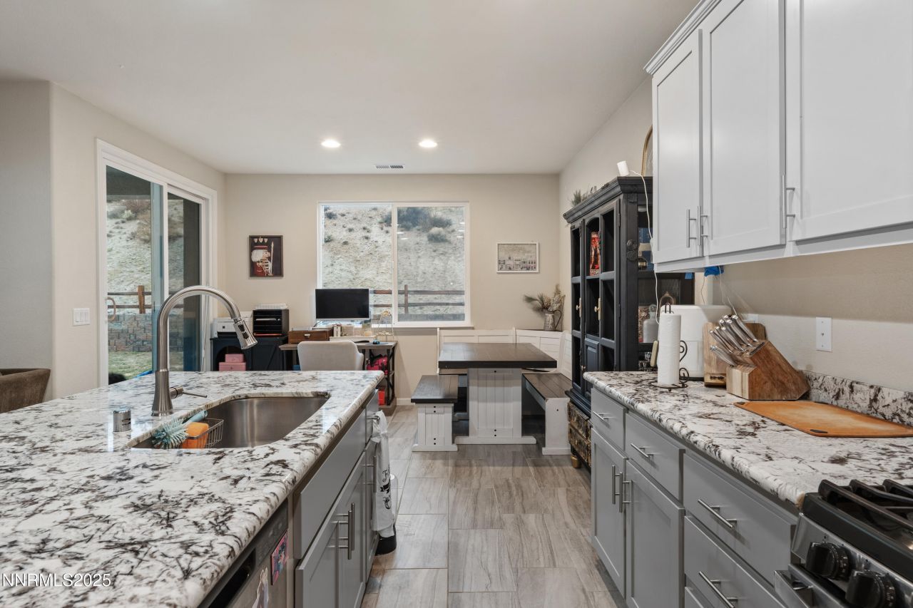 864 Tourmaline Drive, Carson City, NV 89705 Photo