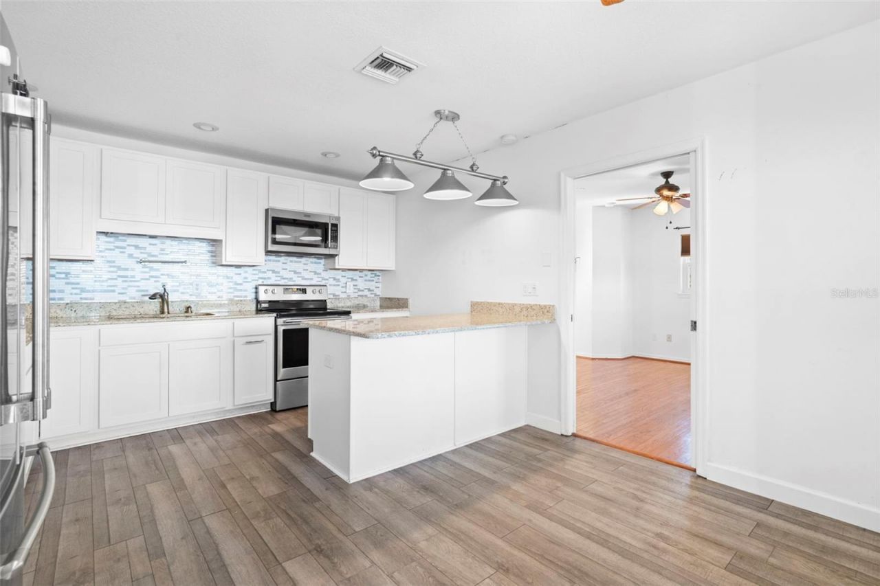 811 Billsborough Road, Geneva, FL 32732 Photo