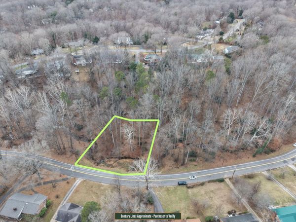 1014 INDIAN TRL , Martinsville, VA 24112