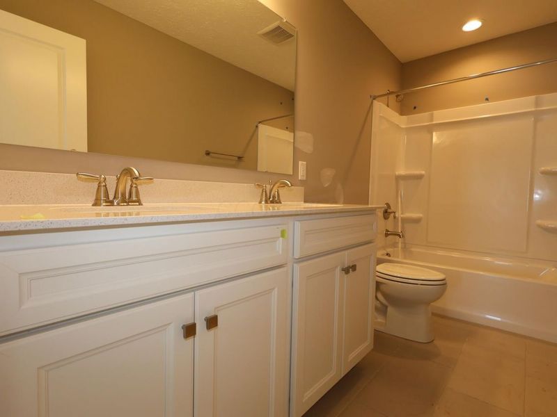 341 Merion Drive, Commercial Point, OH 43116 Photo 10