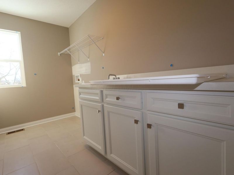 341 Merion Drive, Commercial Point, OH 43116 Photo 18