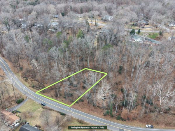 1010 INDIAN TRL , Martinsville, VA 24112