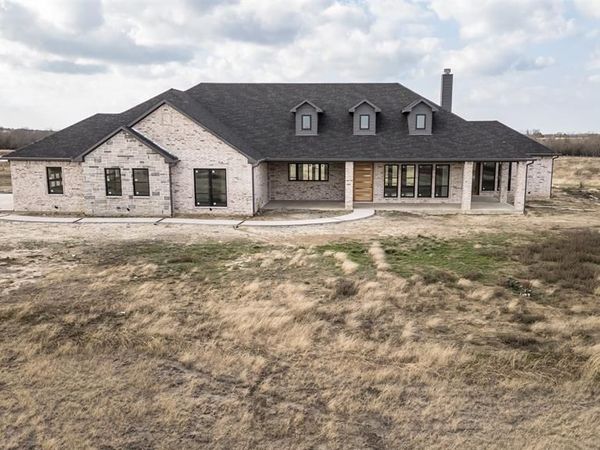 4112 County Road 1098 , Celeste, TX 75423