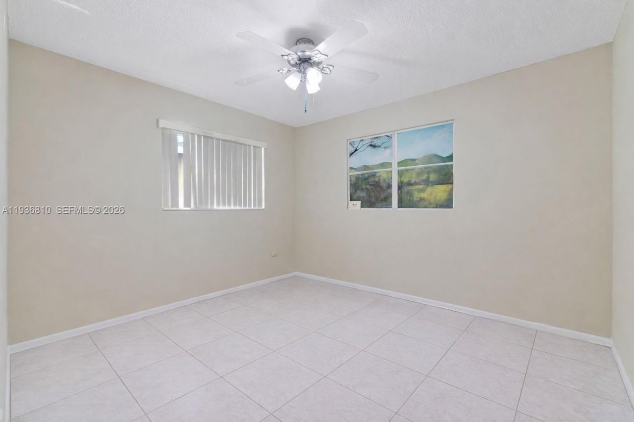 5010 NW 51st St, Tamarac, FL 33319 Photo