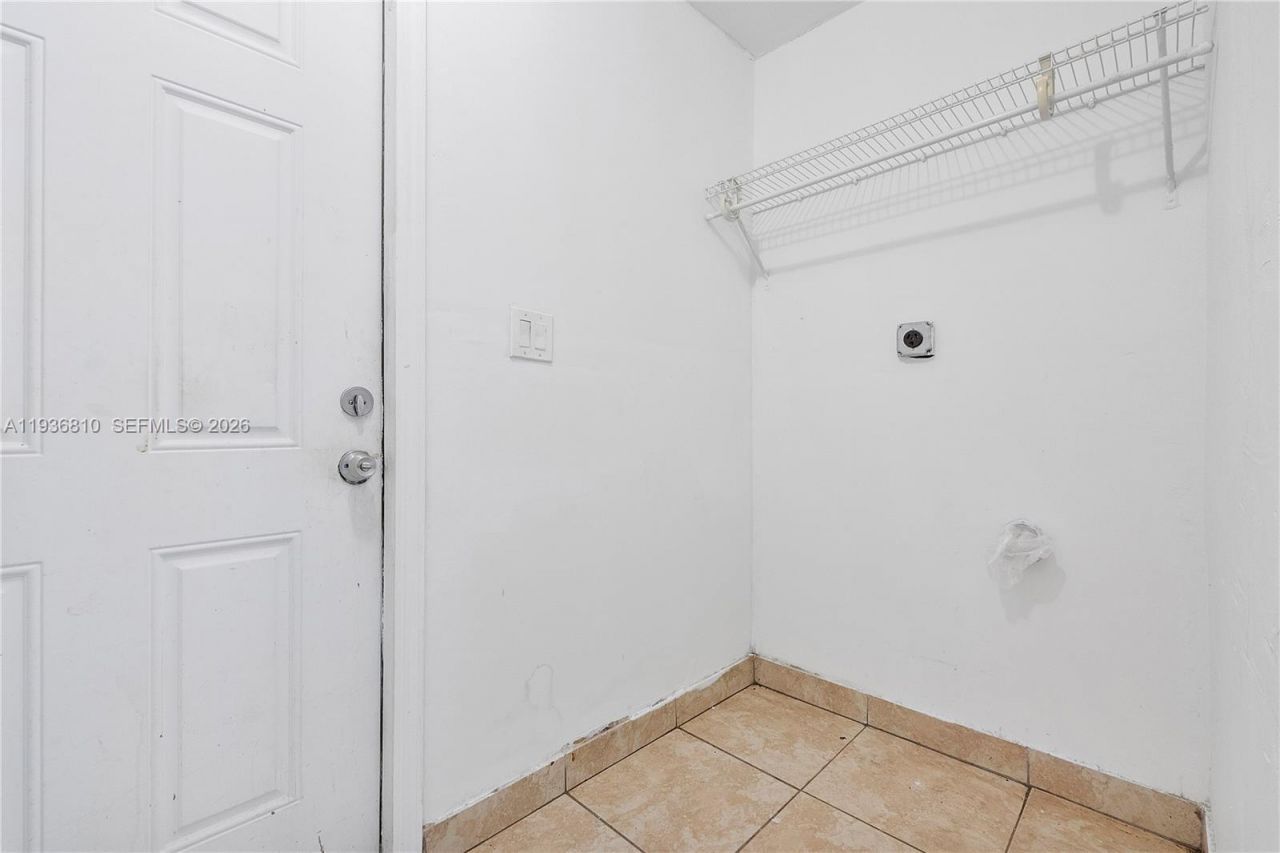 5010 NW 51st St, Tamarac, FL 33319 Photo