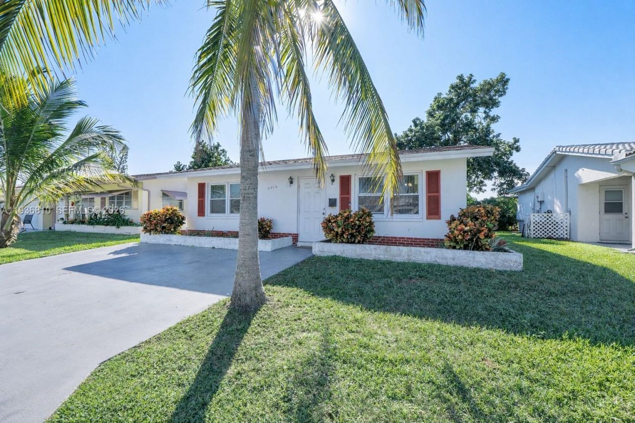 5010 NW 51st St, Tamarac, FL 33319 Photo