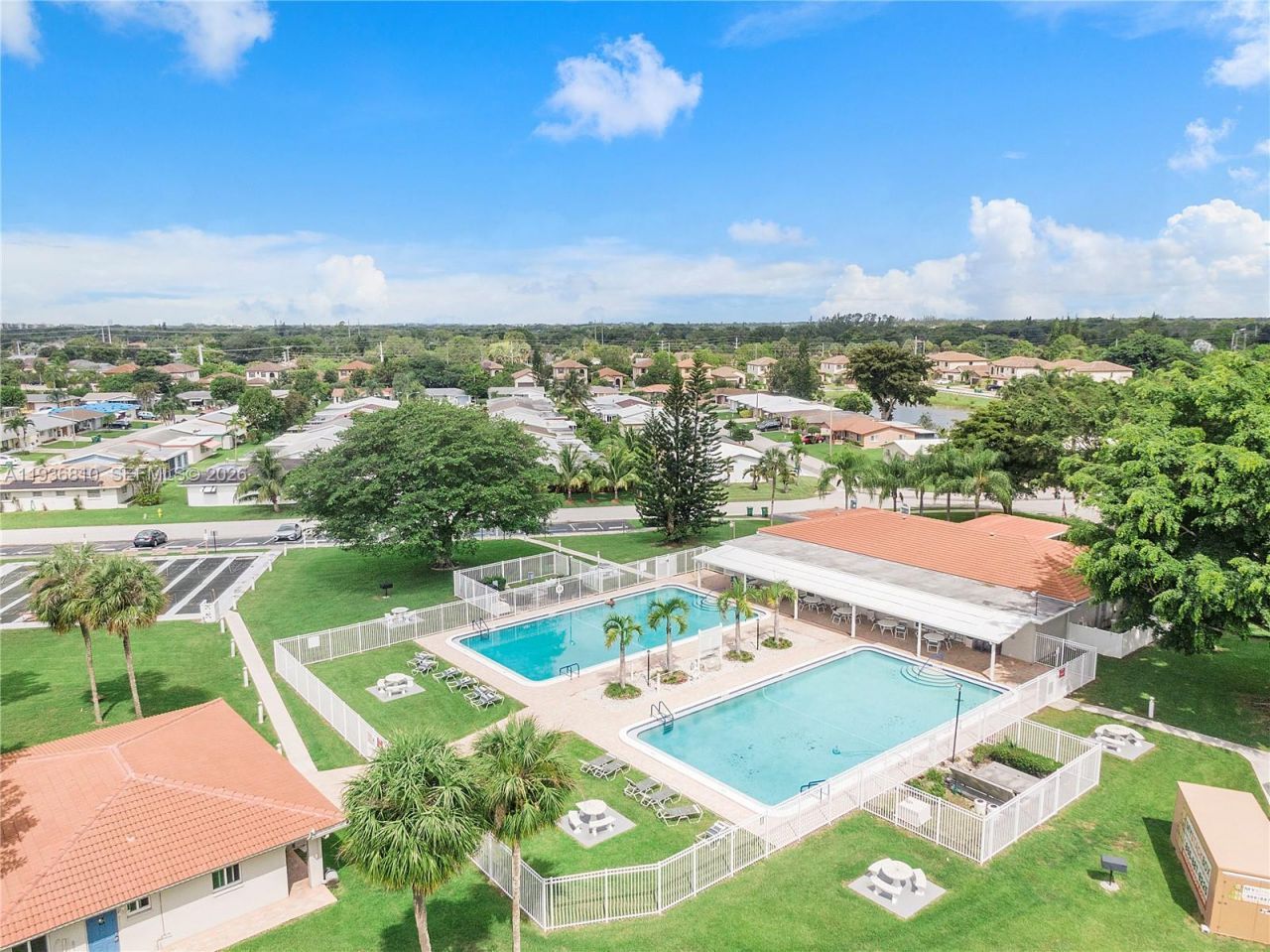 5010 NW 51st St, Tamarac, FL 33319 Photo