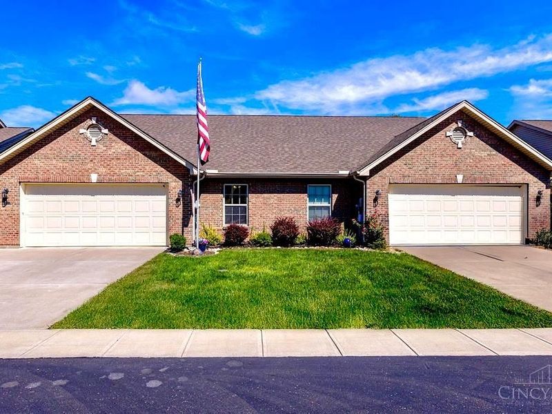 717 Villa Court, Trenton, OH 45067 Photo 2