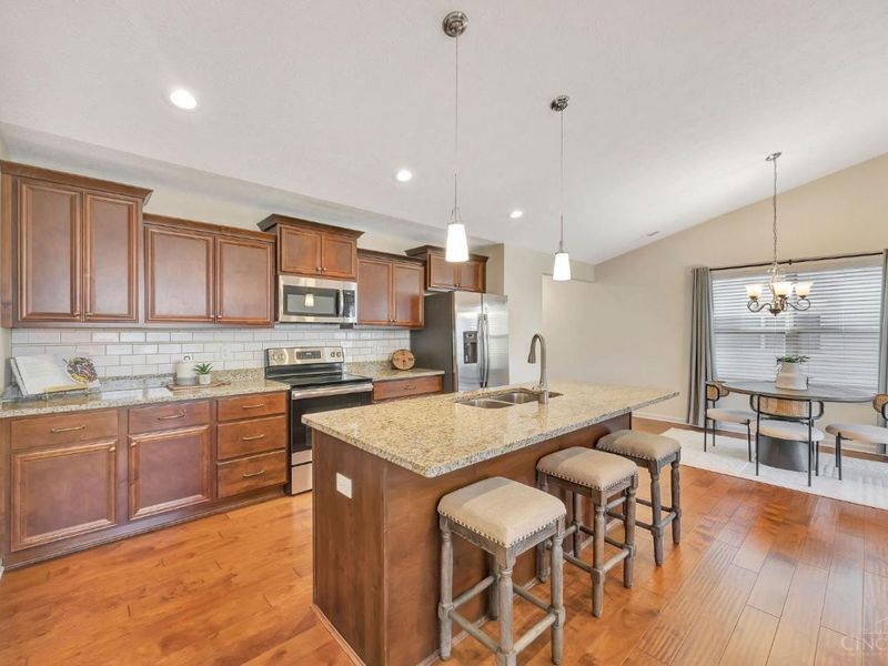 717 Villa Court, Trenton, OH 45067 Photo 3