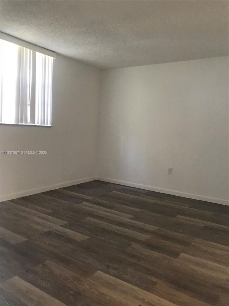 10000 NW 80 Ct, Unit 1226, Hialeah Gardens, FL 33016 Photo