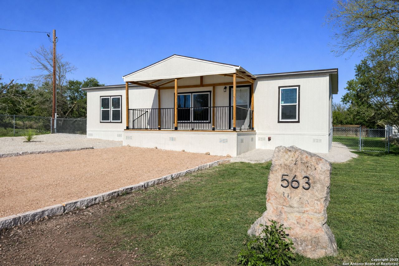 563 Oak Trail, Canyon Lake, TX 78133 Main Photo