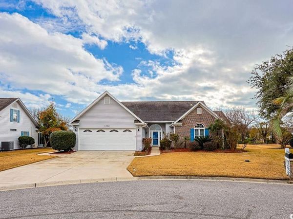 1532 Heathmuir Dr., Surfside Beach, SC 29575