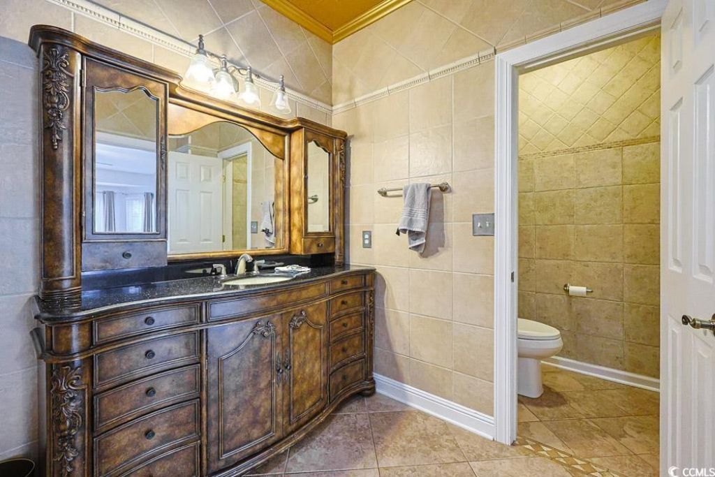 1532 Heathmuir Dr. Photo 15