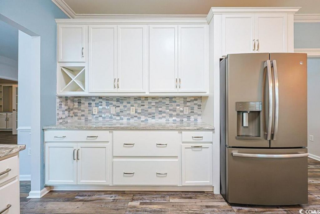 1532 Heathmuir Dr. Photo 6