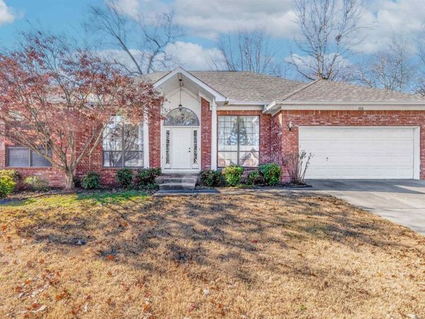 158 Hibiscus Drive, Maumelle, AR 72113