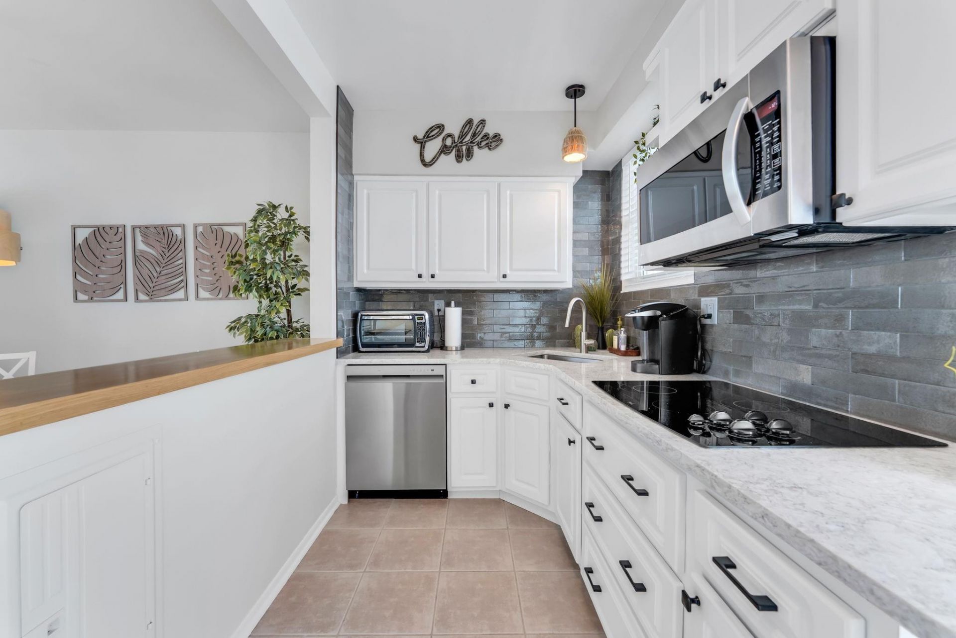 1920 S Ocean Drive, Unit 408, Fort Lauderdale, FL 33316 Photo