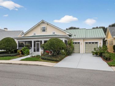 1028 COTTAGE DRIVE, THE VILLAGES, FL 32162