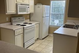 138 Cedar Glen Lane photo 4