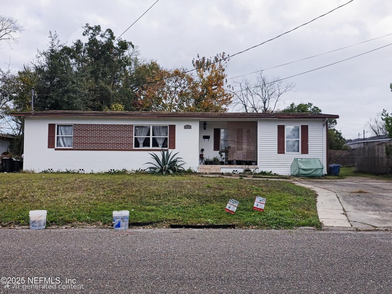 4635 Solandra Circle W, Jacksonville, FL 32210 Main Photo