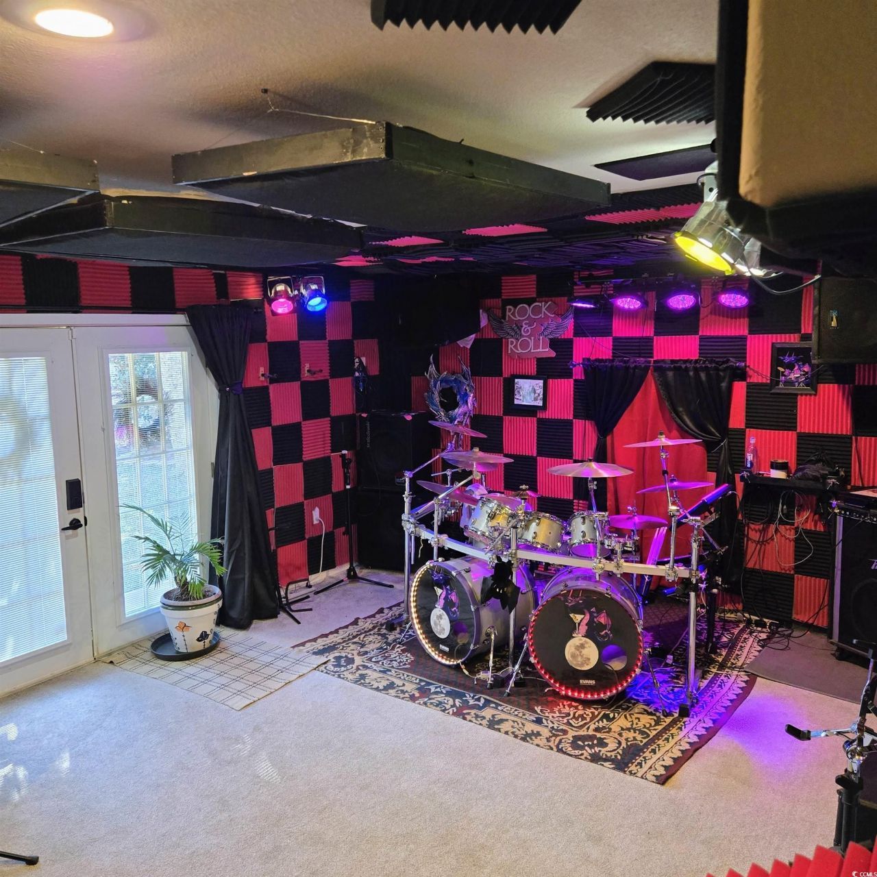 2410 Hunters Trail Photo 32