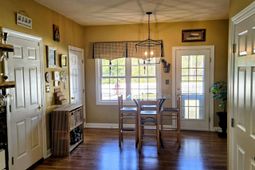 2410 Hunters Trail photo 4