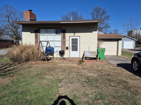 1619 E Cherokee Street, Springfield, MO 65804