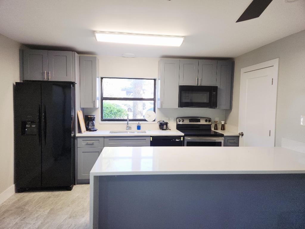 2050 Oleander Boulevard, Unit 8-109, Fort Pierce, FL 34950 Photo