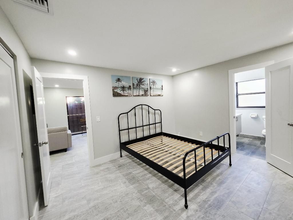 2050 Oleander Boulevard, Unit 8-109, Fort Pierce, FL 34950 Photo