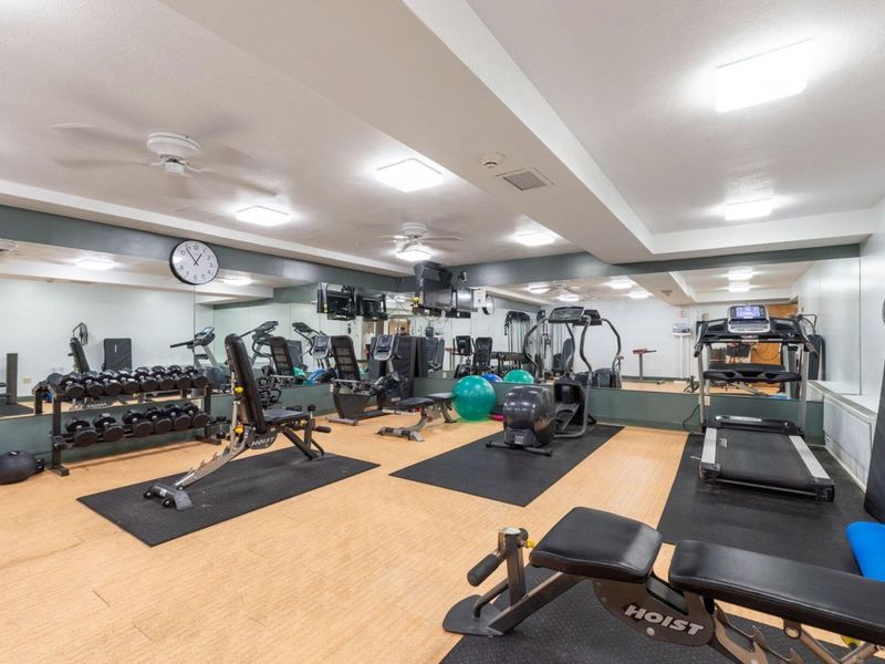 1000 Urlin Avenue, Unit 1007, Columbus, OH 43212 Photo 33