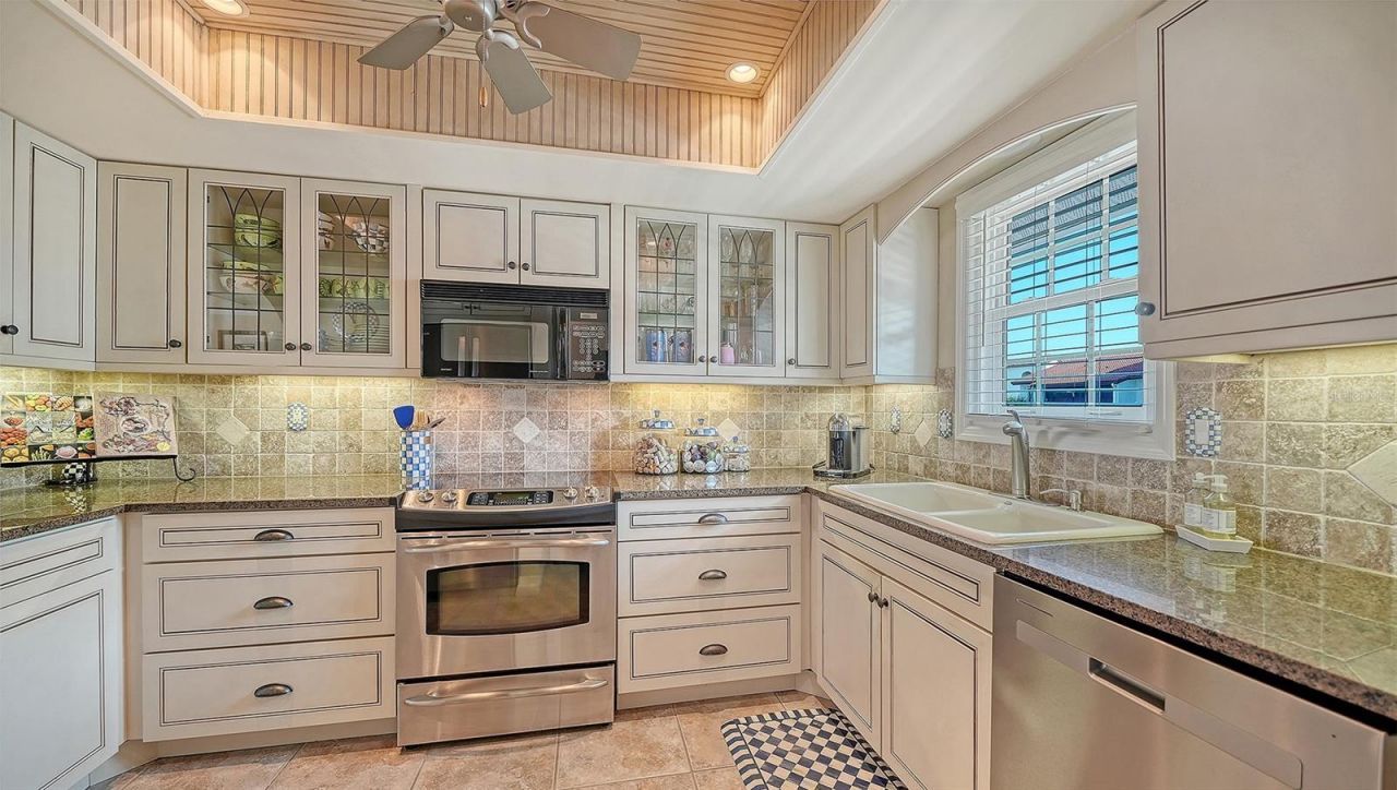 1564 Stickney Point Road, Unit 303, Sarasota, FL 34231 Photo